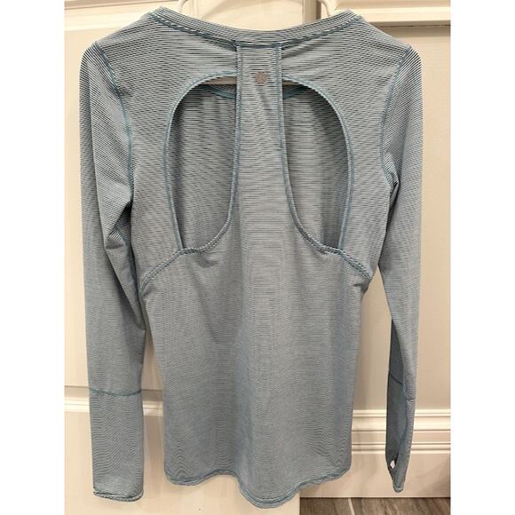 Zella Striped Top With Cutout Back. Size: Small Color: Green/Blue - Picture 2 of 7